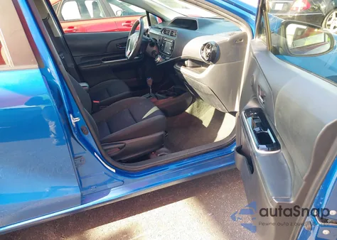 2015 Toyota Prius C Two from USA, damaged, VIN JTDKDTB33F1576934